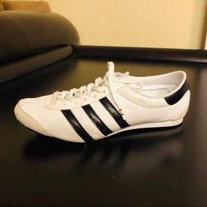 Adidas shoes aditrack womens running